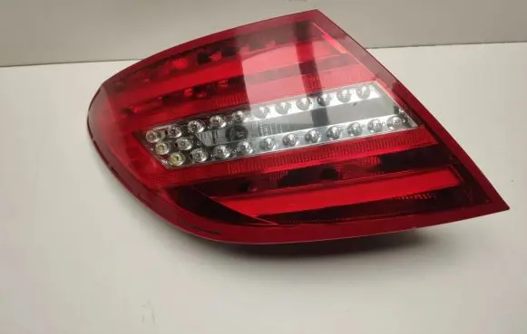 Mercedes-Benz C W204 Rear/tail lights A2048205464