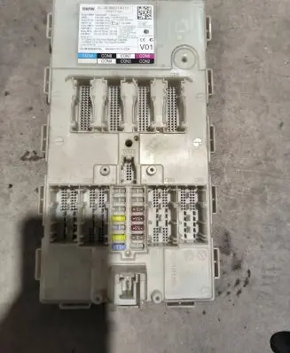 BMW 7 G11 G12 Fuse module 6823140 000034AE A2C87721502