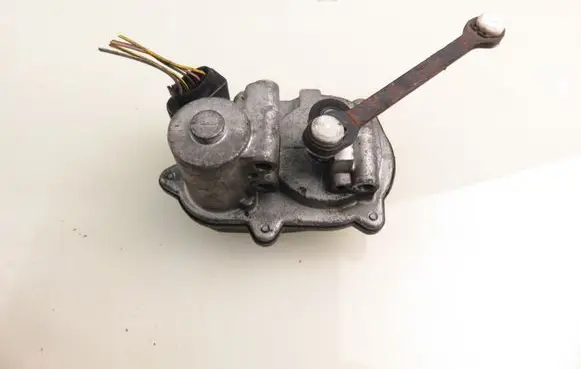 Audi A4 S4 B8 8K Intake manifold valve actuator/motor A2C53289031 059129086L