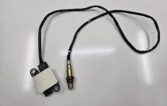 Audi A4 S4 B9 8W Lambda probe sensor 8W0906261E