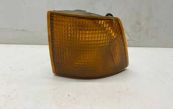 Volkswagen PASSAT B3 Front indicator light