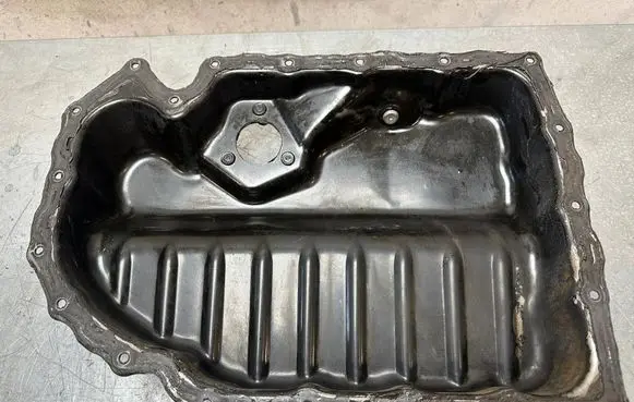 Audi A5 8T 8F Oil sump 06J103600E