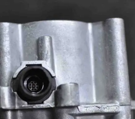 Audi TT TTS RS Mk3 8S Vacuum pump 06L145100B