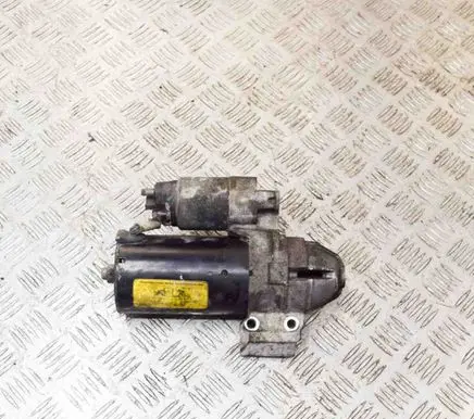 BMW 3 E90 E91 Starter motor 7823700 0001139016