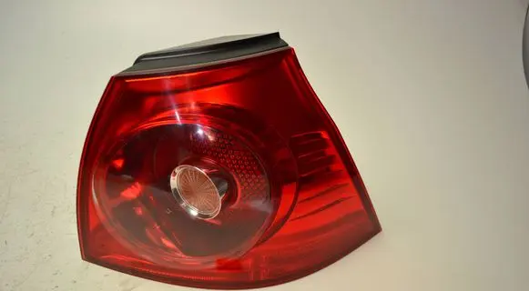 Volkswagen Golf V Rear/tail lights 