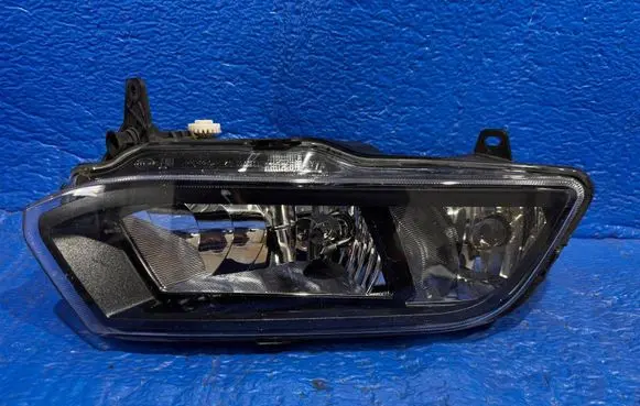 Volkswagen Polo V 6R Front fog light 6C0941662