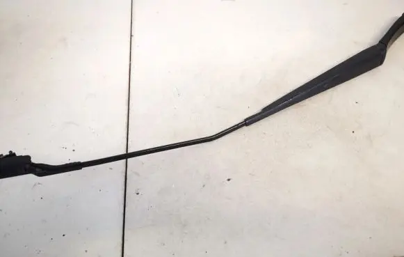 Volkswagen Golf V Front wiper blade arm 1q1955410