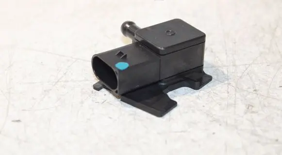 BMW 3 E90 E91 Exhaust gas pressure sensor 7805152