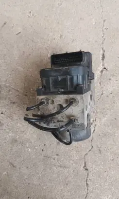Volkswagen PASSAT B5.5 ABS Pump 8E0614111