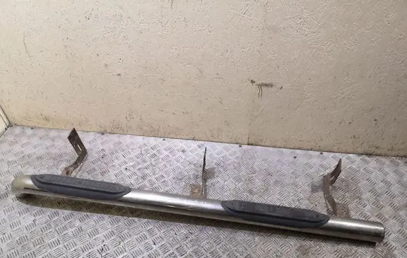 Mitsubishi Pajero Sill