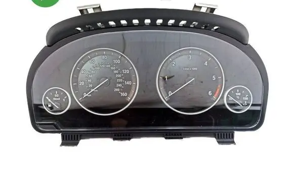 BMW 5 F10 F11 Speedometer (instrument cluster) 9339896 IK933989601 933989601