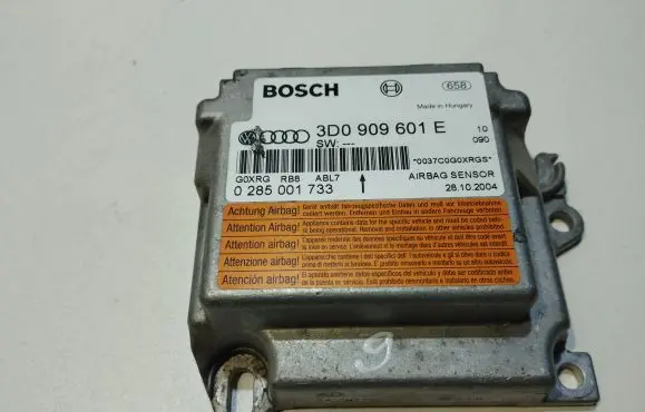 Volkswagen Touareg I Airbag control unit/module 3D0909601E 0285001733