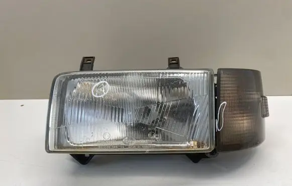 Volkswagen Transporter - Caravelle T4 Headlight/headlamp 0244437 183322B
