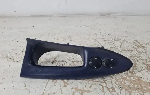 Audi A4 S4 B5 8D Wing mirror switch 8D0959565A