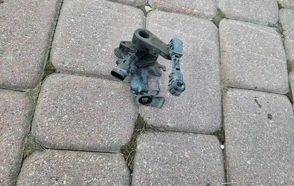 Opel Corsa F Headlight/headlamp level sensor 9829729180