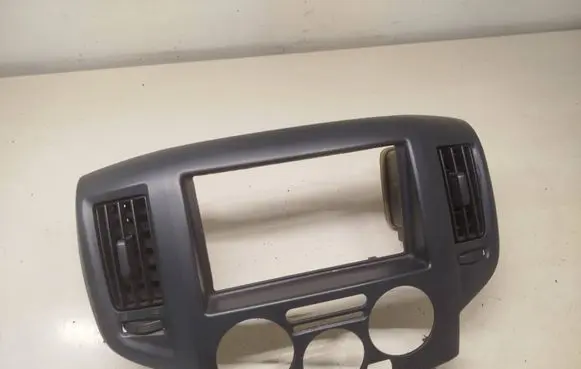 Nissan NV200 Radio/GPS head unit trim 68260BJ04C 68260BJ04D