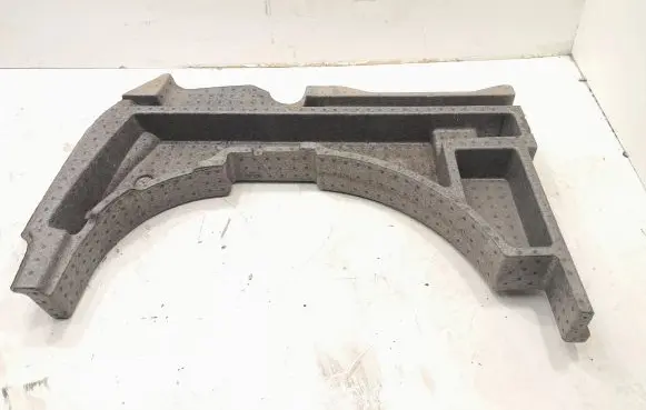 Volvo V50 Spare wheel section trim 8641820