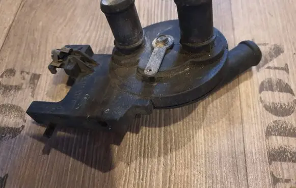 Volkswagen Transporter - Caravelle T4 Coolant heater control valve 400242