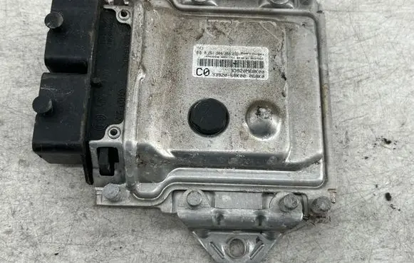 Suzuki Alto Engine control unit/module 33920M68K00 33920M68K0 0251S04280