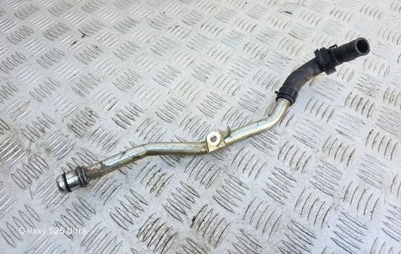 Engine coolant pipe/hose
