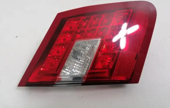 Mercedes-Benz E W212 Tailgate rear/tail lights A2129060358
