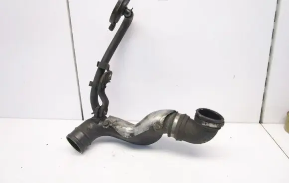 Nissan Primera Breather hose/pipe 