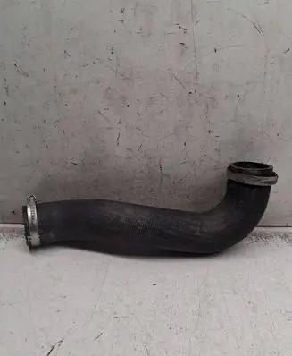 Volkswagen Touareg II Intercooler hose/pipe 7P0145737D