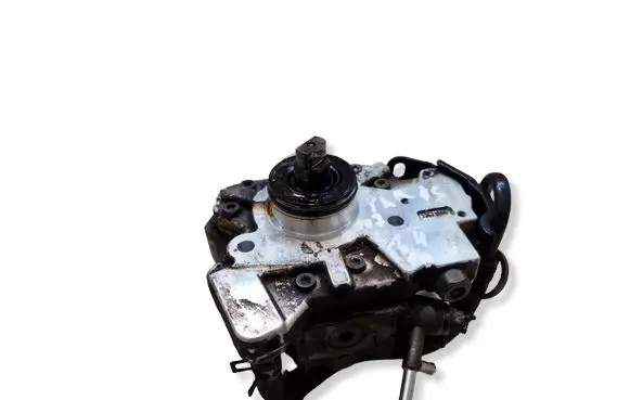 Toyota Yaris Fuel injection high pressure pump 30671555
