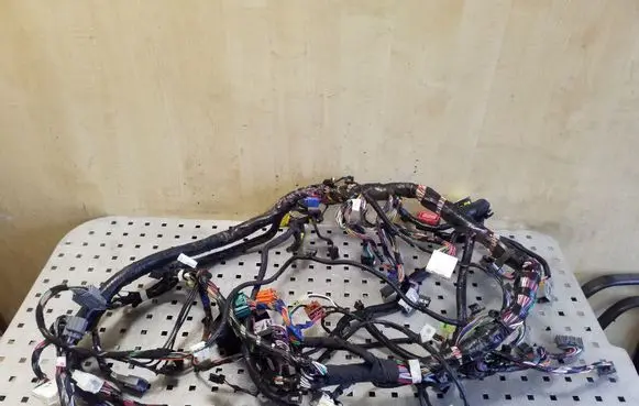 Tesla Model S Panel wiring F181FPCAA01