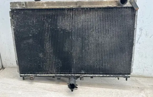 Mitsubishi Grandis Coolant radiator