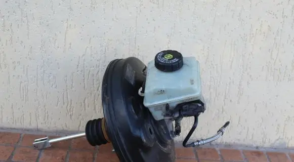 Opel Zafira B Brake booster Xxx