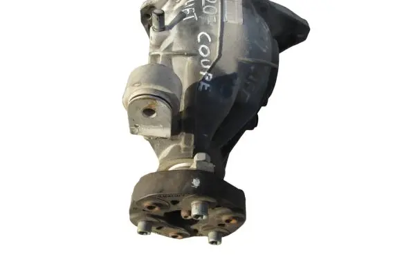 Mercedes-Benz E C207 W207 Rear differential 2073500514