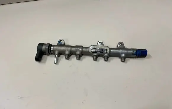 Fuel main line pipe