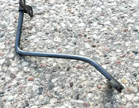Mercedes-Benz C AMG W204 Front bumper mounting bracket A2048800164 2048800164