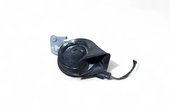 Audi A5 Horn signal 8W0951221