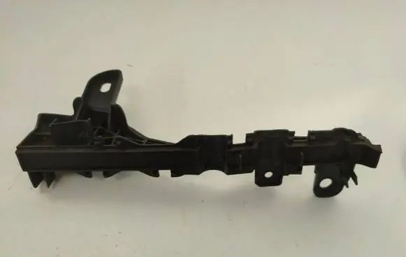 Mercedes-Benz E W213 Other engine bay part A2138310400