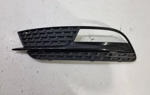 Audi A5 Sportback 8TA Front fog light trim/grill 8T0807681H