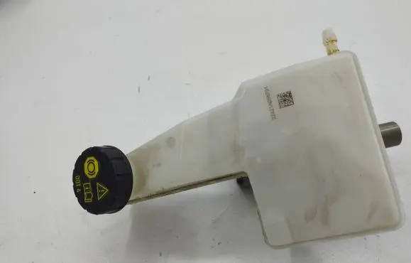 Opel Mokka B Master brake cylinder 22421A055701 32672071