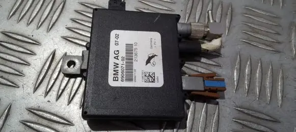 BMW 3 E46 Antenna control unit 690607102 6906071-02