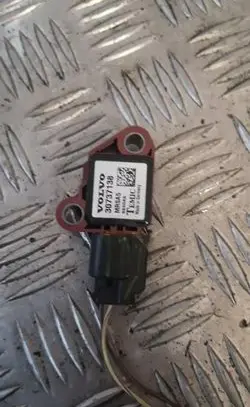 Volvo V50 Airbag deployment crash/impact sensor 30737138
