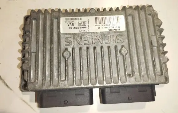 Citroen Xsara Picasso Gearbox control unit/module 8200031512 S118047513B 9649759180