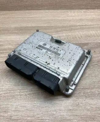 Skoda Octavia Mk1 (1U) Engine control unit/module ECU 038906012H 0281010129 Used