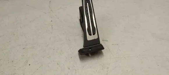 BMW i4 Accelerator throttle pedal 6889821