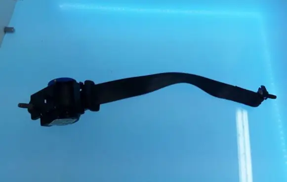 Ford Fusion II Rear seatbelt DG93F611B68AJ35B8