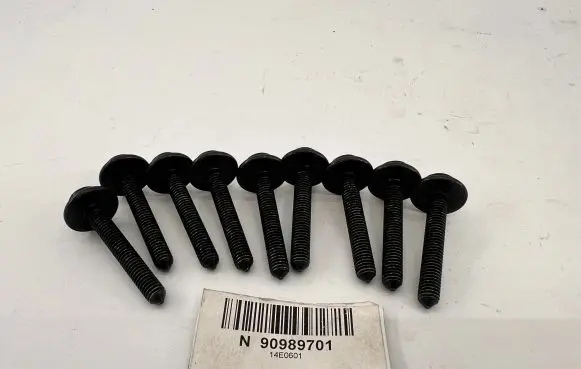Skoda Octavia Mk1 (1U) Nuts/bolts N90989701