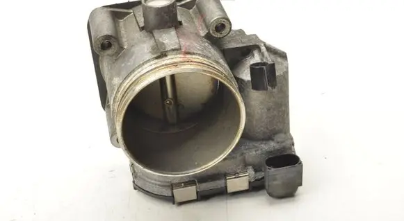 Volvo S60 Electric throttle body valve 30711553
