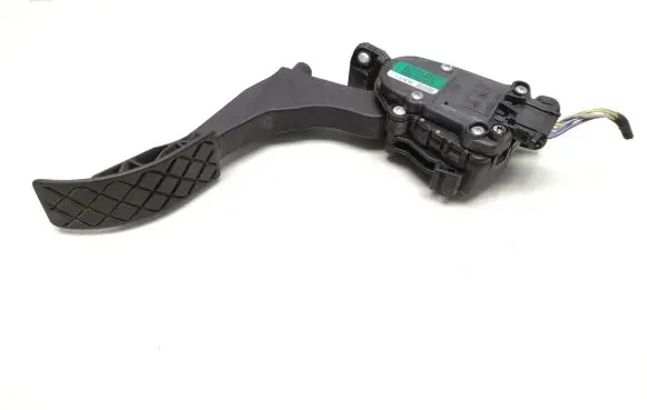 Volkswagen Golf IV Accelerator throttle pedal 6Q1721503C