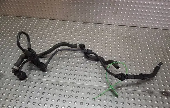 Mercedes-Benz C W205 Breather/breather pipe/hose S26370878 A2055018701 A2055013901