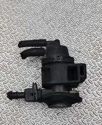 Nissan Qashqai Turbo solenoid valve 8200575400