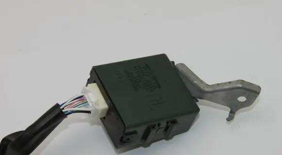 Toyota Yaris Door central lock control unit/module 8597052050